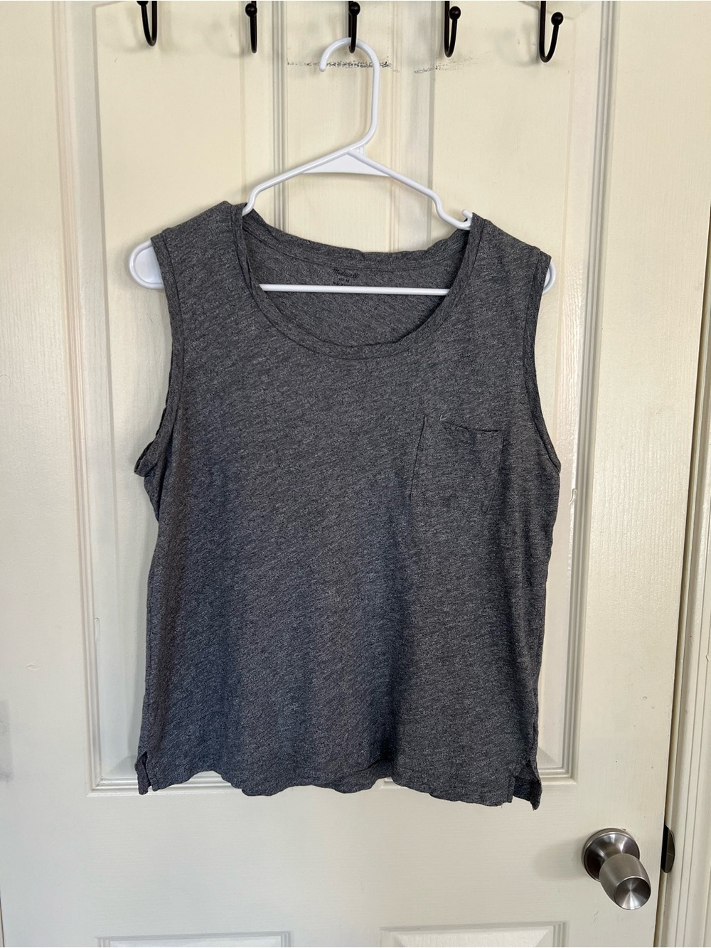 Madewell Gray Pocket Muscle Tank Top Medium 100% Cotton Casual Basic